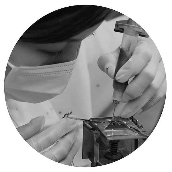 titanium glasses supplier
