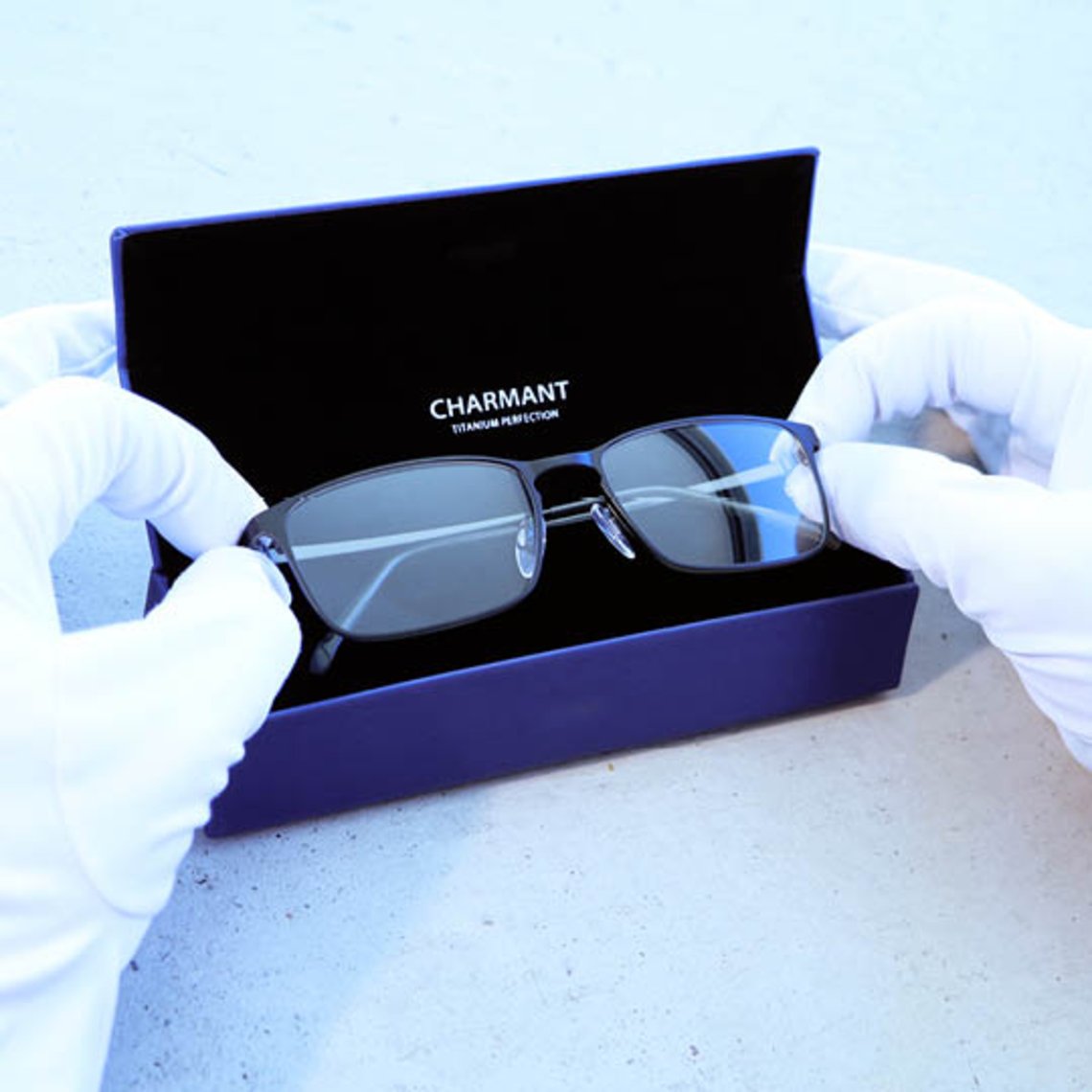 Titanium eyewear